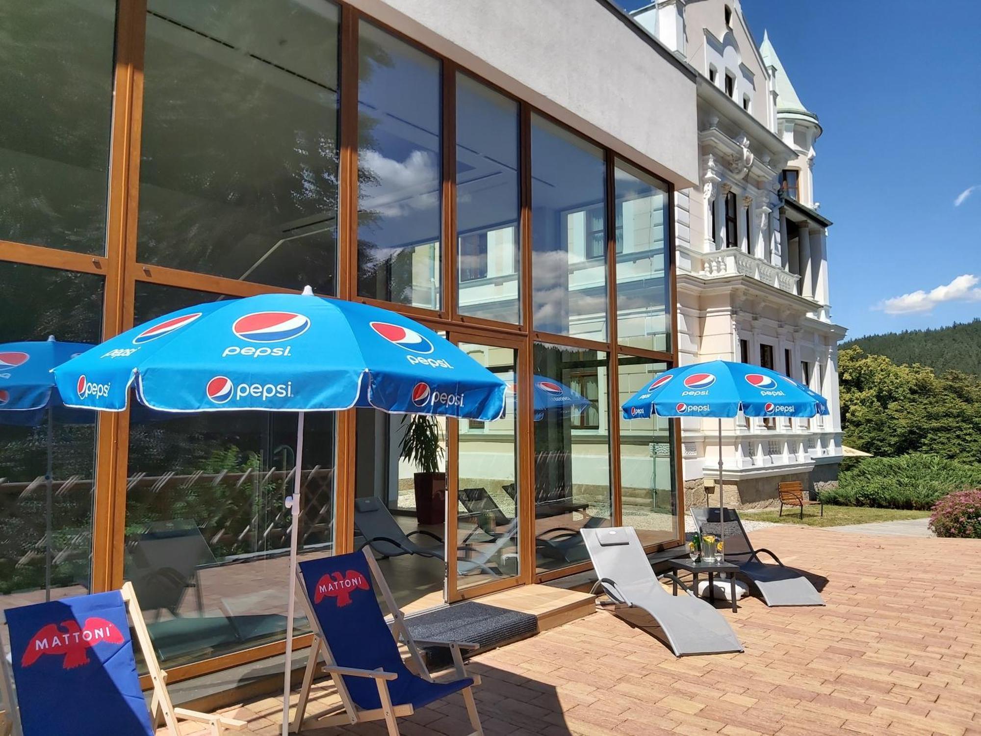 Pension U Golfu Cihelny Karlovy Vary Exterior foto